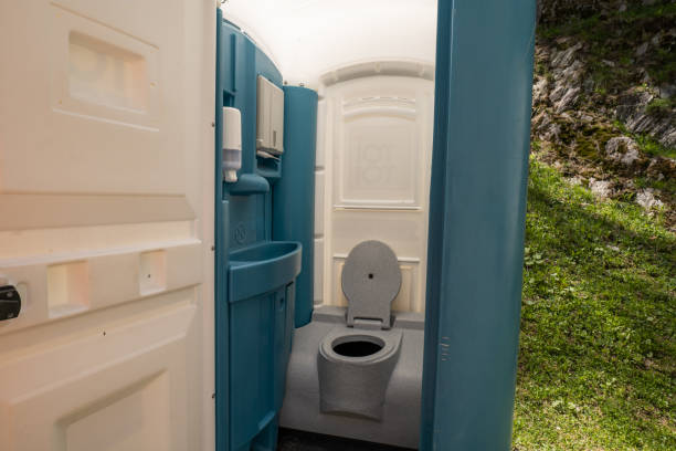 Portable Toilet Options We Offer in Dawson, GA